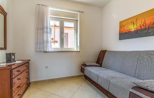 Stunning Apartment In Medulin
