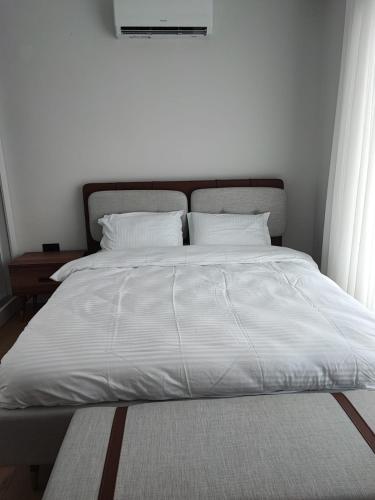 Katil atau katil-katil dalam bilik di Kervan Saray Loft apartment