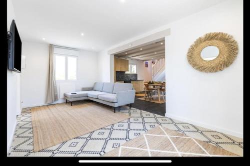 Μια τηλεόραση ή/και κέντρο ψυχαγωγίας στο Maison à deux pas du port