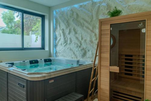 Le Cozy Reims -Escapade raffinée avec spa privé