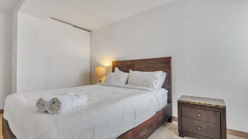 Katil atau katil-katil dalam bilik di Pp 2006 Beautiful Professional 1br Apt, Pool