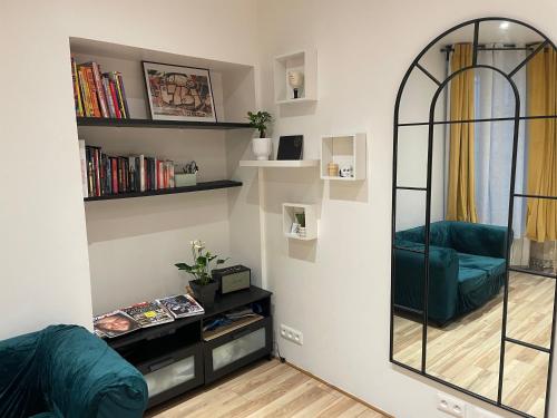 Superbe Studio Montmartre, rue des Abbesses