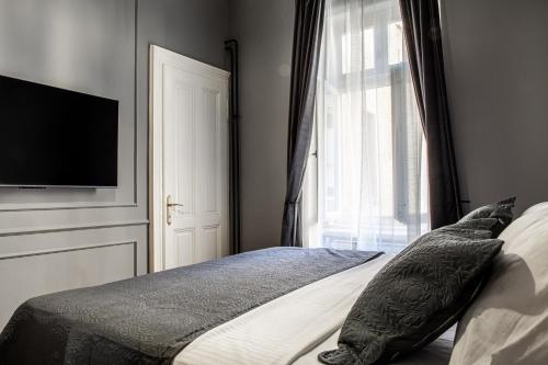 Barocco apartment, Zagreb city center, self check-in, 2nd floor, no elevator