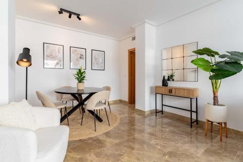Charming Estepona Apartment with Spacious Terrace, Pool and Beach Nearby