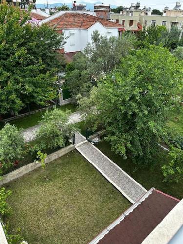 Zahrada ubytování Denize Yakın Müstakil Tripleks Villa