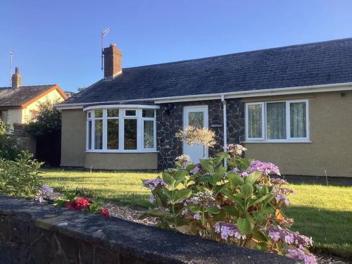 Zahrada ubytování Snowdonia coastal getaway ideal for groups up to 6