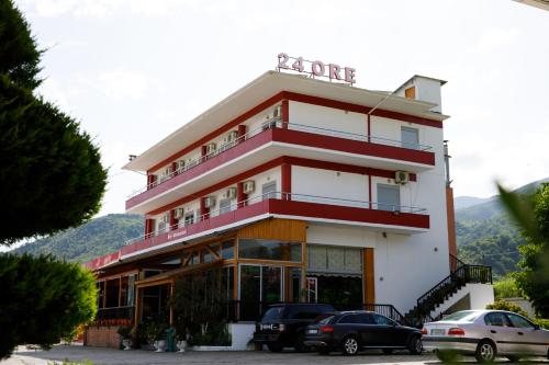 Bangunan di mana terletaknya hotel