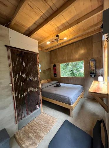 EB5 Escape-Contemporary Stay, San Marcos La Laguna, Skateboard