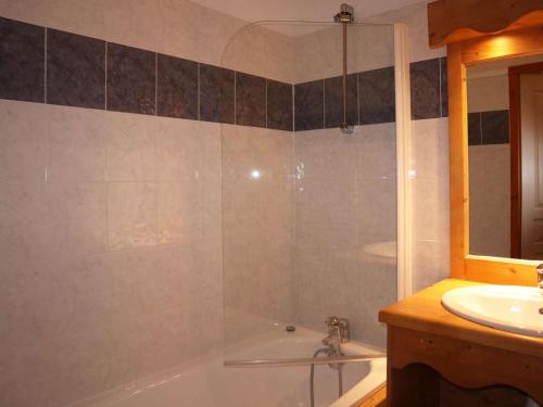 Appartement spacieux pour 6 avec piscine et sauna aux Orres - FR-1-322-648