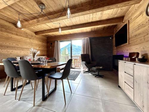 Appartement cosy avec balcon et parking à Briançon - FR-1-330C-148