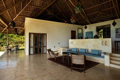 Posezení v ubytování Qambani Luxury Resort