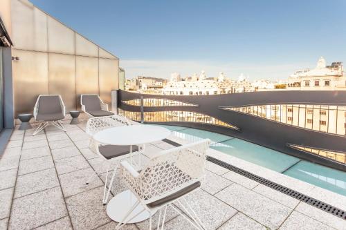 Suites Avenue photo 41