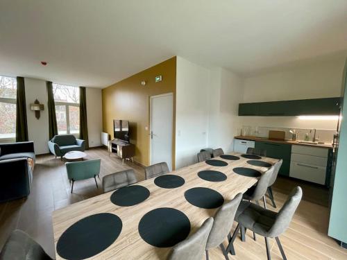 Séjour Art Nouveau au coeur de Wazemmes