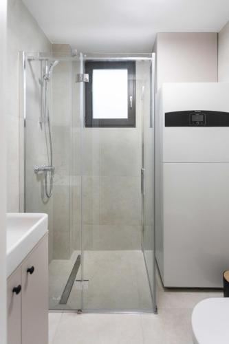 Modern City Residences - Free Private Parking