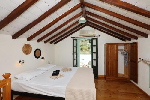Skopelos Evergreen Apartments