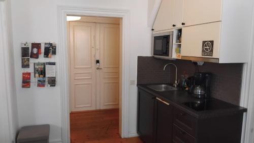 Private one room apartment in OLD TOWN Image
