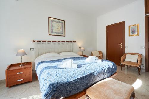 Close to the Spanish Steps, WIFI, Air Cond, 2 bedrooms