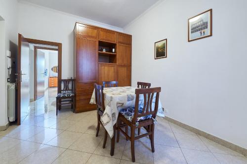 Close to the Spanish Steps, WIFI, Air Cond, 2 bedrooms