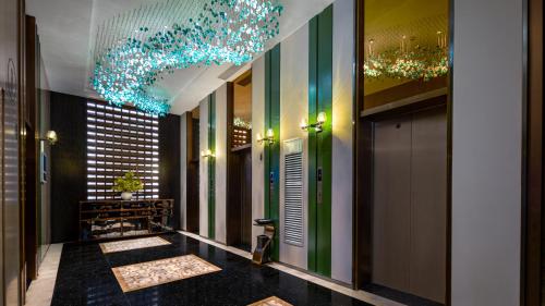 Galeriebild der Unterkunft Mehood Elegant Hotel Guangzhou Ersha Island Pearl River Night Tour - Complimentary Shuttle Bus between hotel to Canton Fair Complex during Canton Fair in Guangzhou