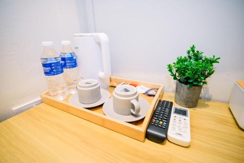 Kemudahan buat kopi dan teh di Swing & Pillows - KL Kuchai Lama