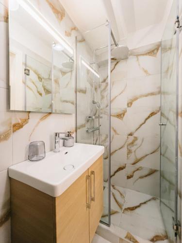 Homevision - Downtown Lamda