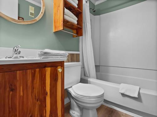 Koupelna v ubytování ML155 First Floor No Elevator Or Steps WiFi EZ Parking Slope Side