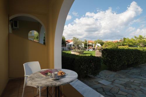 Gallery image of Tereza Apartments in Acharavi
