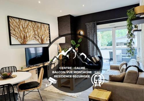 Black&White Home-by So'SerenityHome-Balcon-Parking