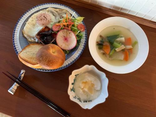 Mad i feriehuset eller i nærheden