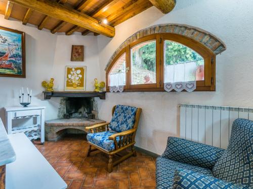 Posezení v ubytování Holiday Home Badia a Passignano by Interhome