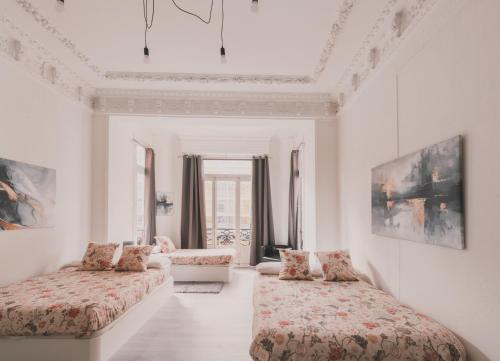 Amplio Piso de 7 habs, 4 baños sobre calle Gran Vía