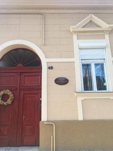 Apponyi Guesthouse 49