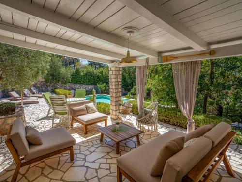 Posezení v ubytování Holiday Home Villa Mo-Re by Interhome