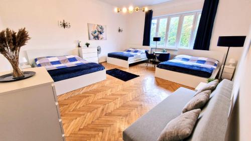 Foto Unikatowe !Sienkiewicza Park Apartament 116 m Off Piotrkowska 3 Bedrooms 5