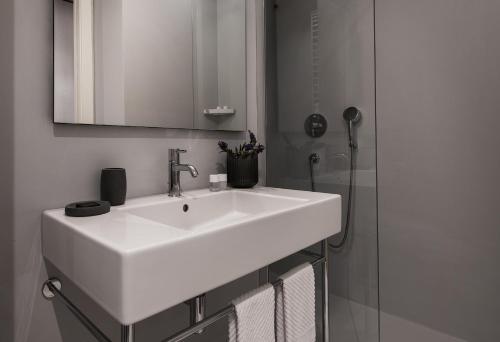 Fifty Eight Milan Duomo Two Bedrooms photo 26