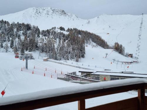 Studio rénové ski-in/ski-out pour 2 pers, balcon sud