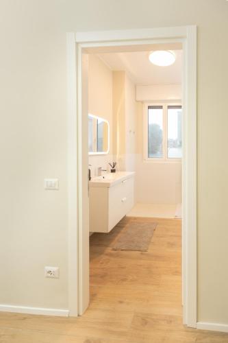 Dreams Exclusive Apartments With Terrace - Free Parking - M1 Station - Near Center