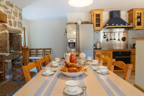 Dapur atau dapur kecil di Gîte Gîte Les Bouteillers 6/8 personnes