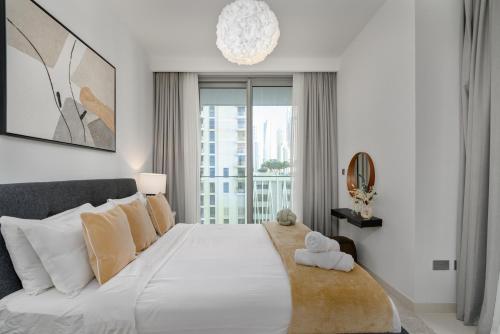 White Sage Sun and Sand 1BR at Beach Isle Emaar BeachFront photo 2