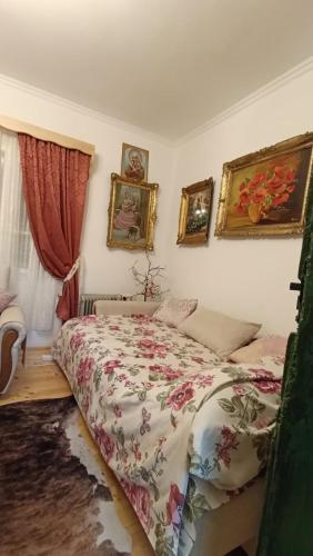 Ένα ή περισσότερα κρεβάτια σε δωμάτιο στο Vikendica Nada