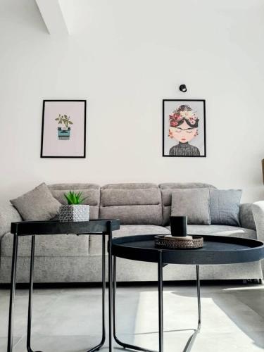 Queens Gardens Paradise Vip, Pool, Mall, Sea