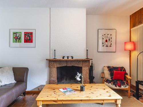 Apartment Champbois by Interhome