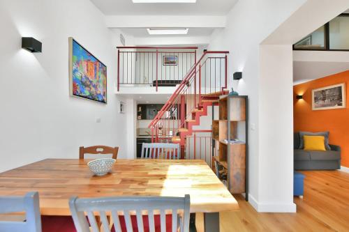 LE CHARMANT sublime Maison de Ville dans le Suquet au calme