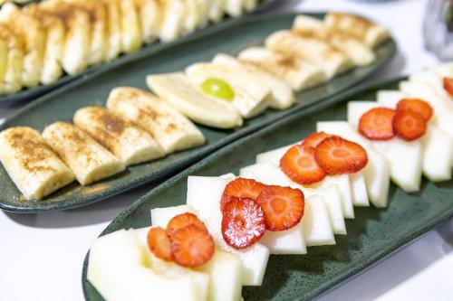 ホテルの敷地内または近くでの食事または食べ物