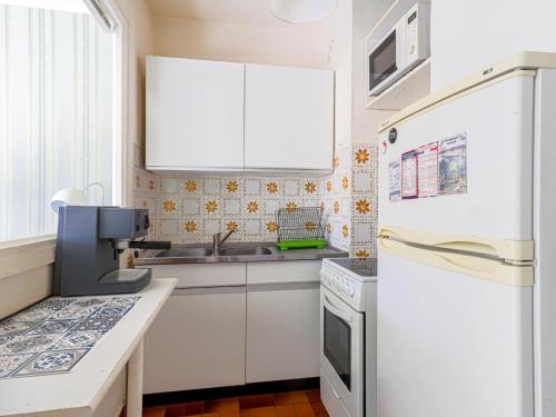 Photo de la galerie de l'établissement Apartment Les Arènes de Cimiez-2 by Interhome, à Nice