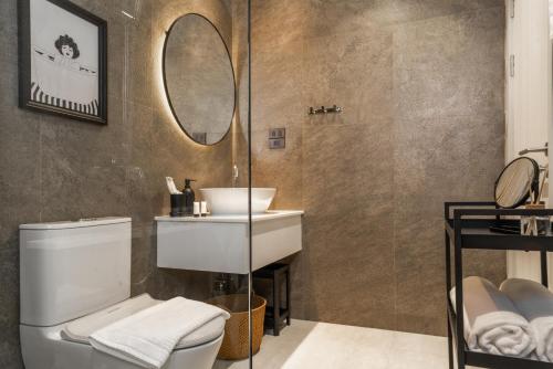 Ένα μπάνιο στο Title Halo Memories Naiyang Pool Gym Sauna