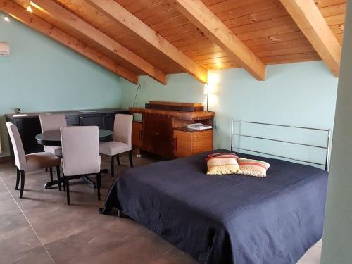 Ένα ή περισσότερα κρεβάτια σε δωμάτιο στο Villa Tiziana Relax and Pool