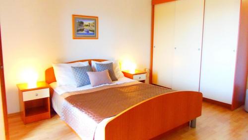 Apartments Bor