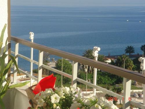 Apartamento en la Nogalera, terraza vistas, 90 metros para 4 personas