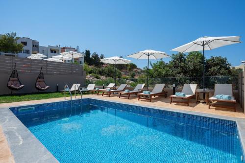 Πισίνα στο ή κοντά στο Nevelo Quality Villas